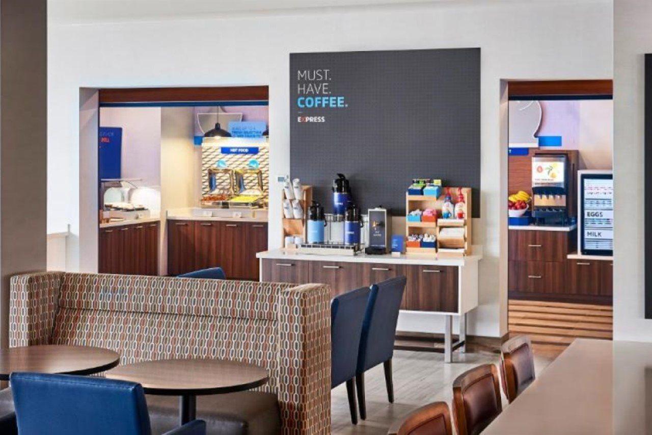 Holiday Inn Express - Sarnia - Point Edward By Ihg Exterior foto