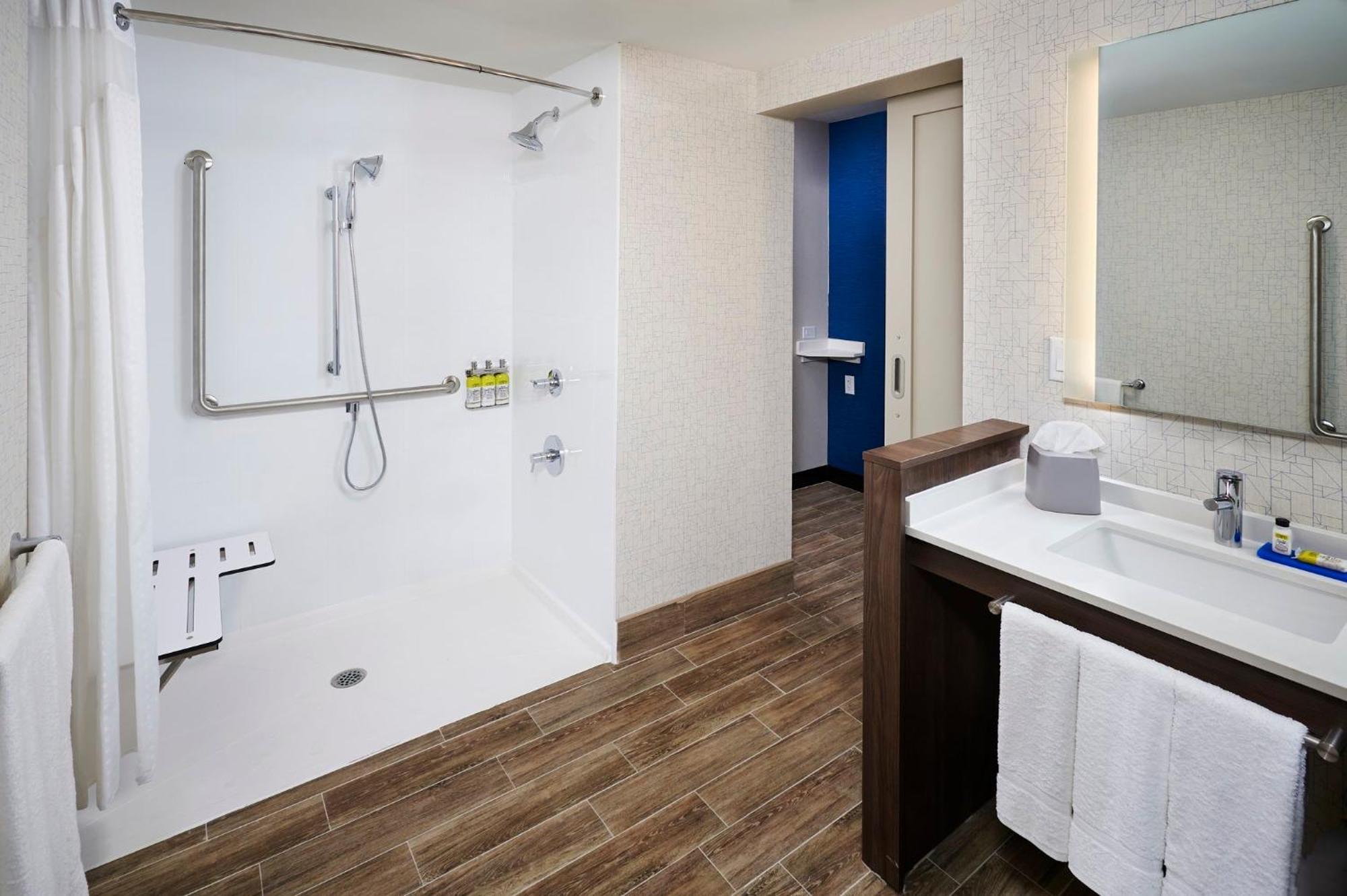 Holiday Inn Express - Sarnia - Point Edward By Ihg Exterior foto